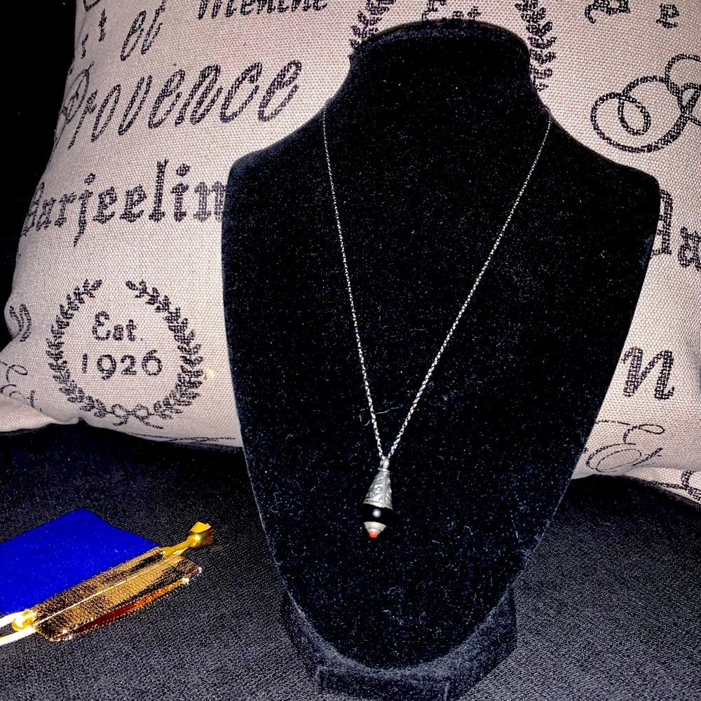 Vintage style Tibetan Black Onyx & Coral Necklace
